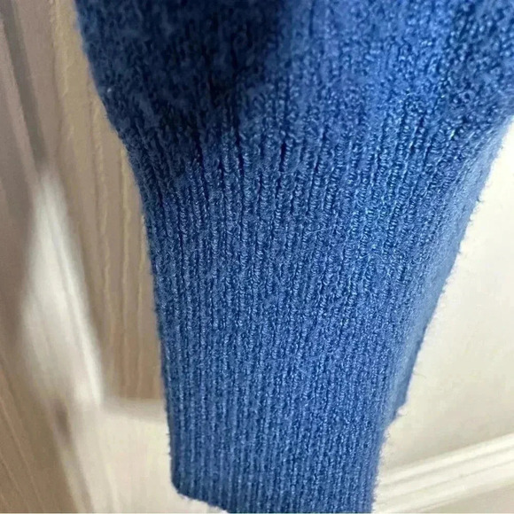 TCEC Sweater V-Neck Blue  Size Large - Picture 2 of 16